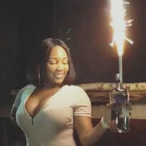 Meet your Posher, Mara